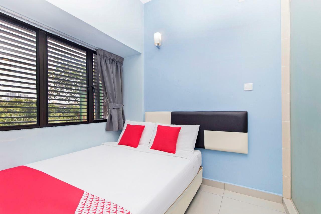Oyo 220 Hotel Sri Maluri Kuala Lumpur Esterno foto